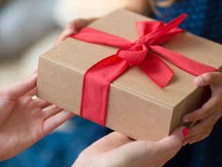 Noël : munissez-vous des meilleurs emballages cadeaux professionnels ! | RAJA