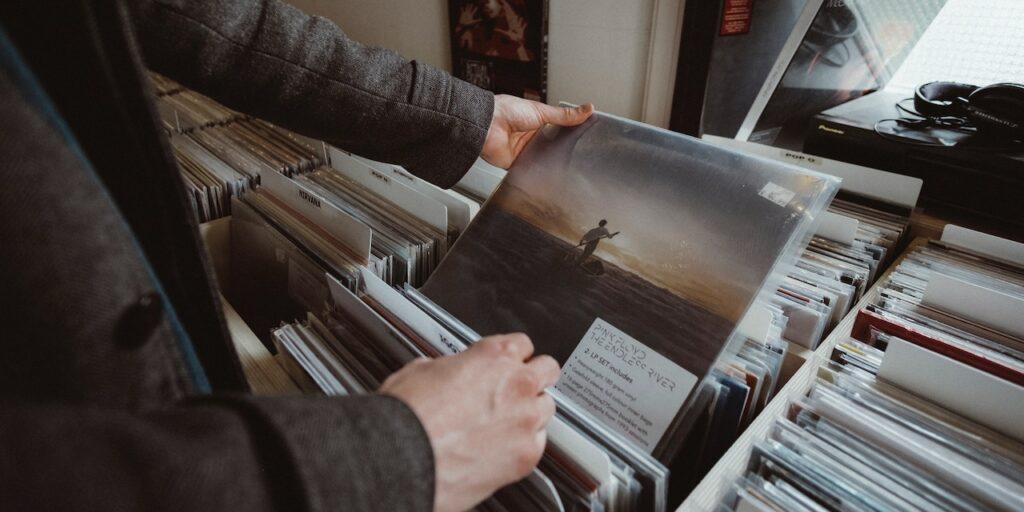 Stocker et expédier des vinyles